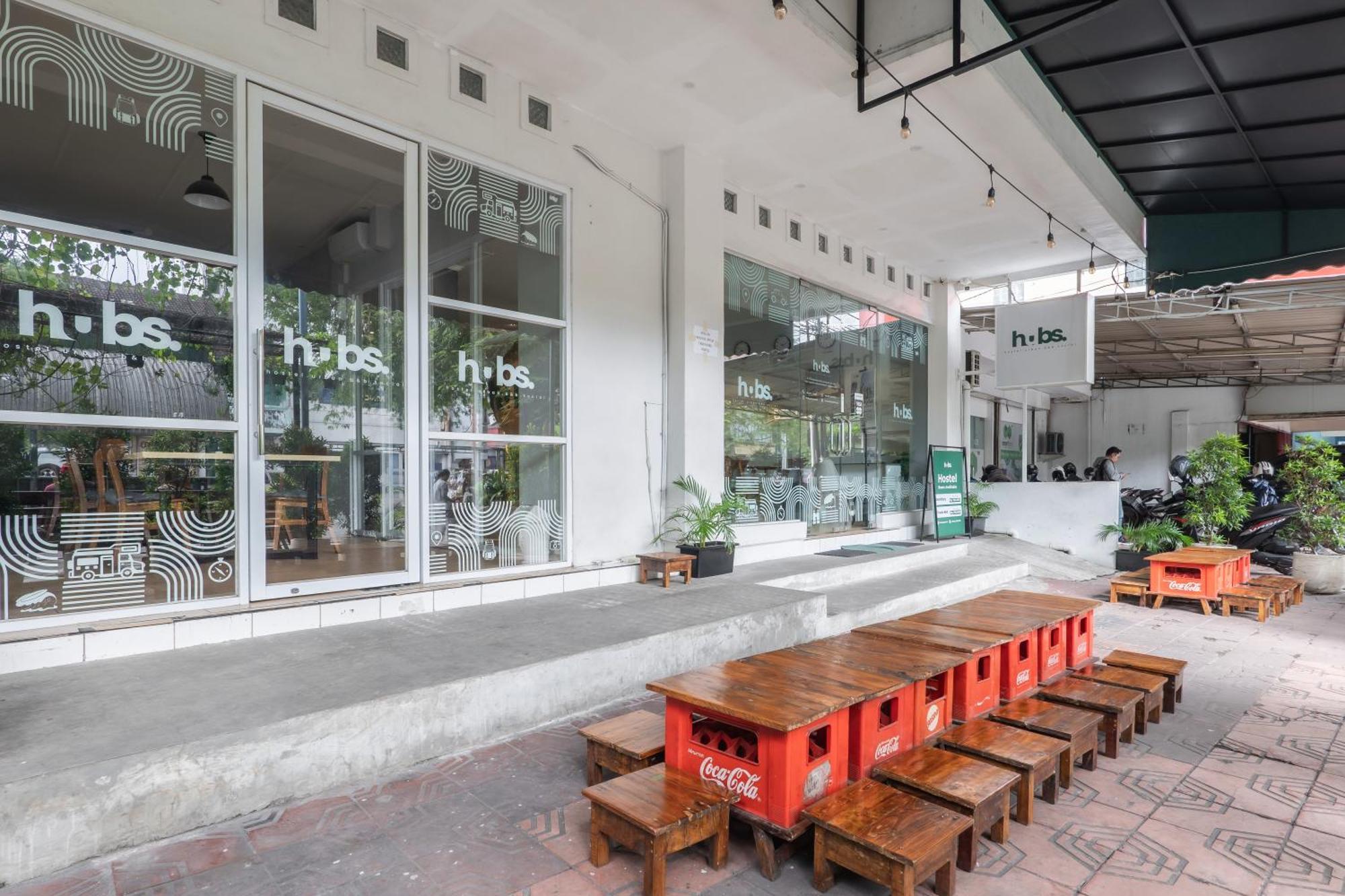 Hubs Hostel Yogyakarta Exterior foto